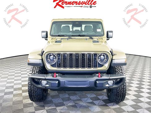 New 2026 Jeep Gladiator Rubicon image 2