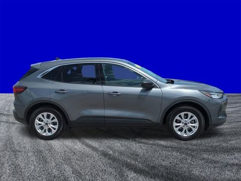 Used 2024 Ford Escape Active w/ Tech Pack #1 image 3