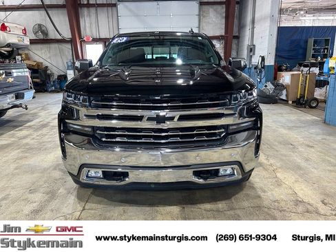 Used 2020 Chevrolet Silverado 1500 LTZ w/ LTZ Plus Package AWD/4WD image 17
