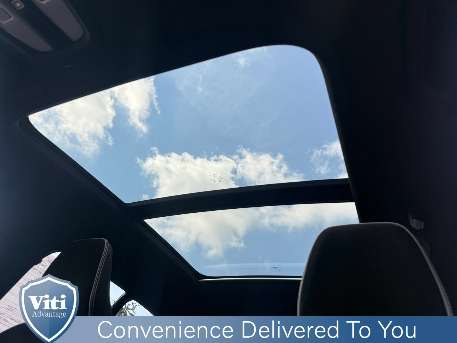 Certified 2023 Volvo XC40 Recharge Ultimate w/ Protection Package Premier AWD/4WD image 18