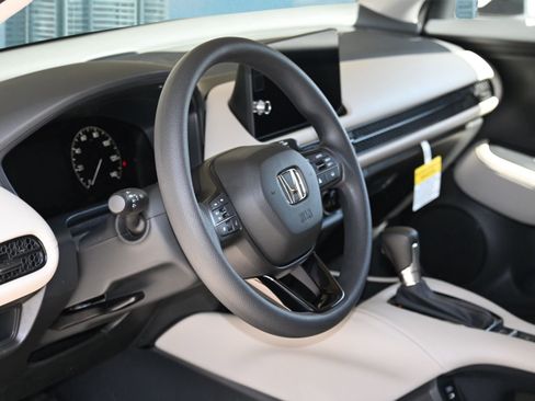 New 2025 Honda HR-V LX image 14