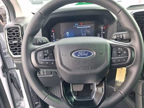 Used 2025 Ford Ranger XLT RWD image 15