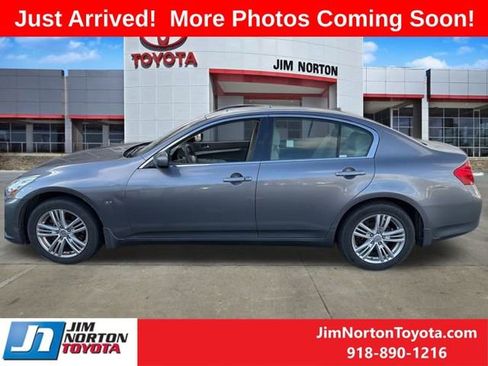 Used 2015 INFINITI Q40 AWD w/ Navigation Package image 5