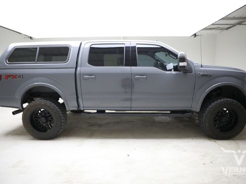 Used 2020 Ford F150 XLT w/ Equipment Group 302A Luxury AWD/4WD image 5