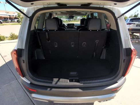 Used 2020 Kia Telluride S AWD/4WD image 26