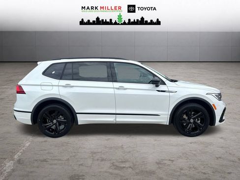 Used 2024 Volkswagen Tiguan SE R-Line AWD/4WD image 7