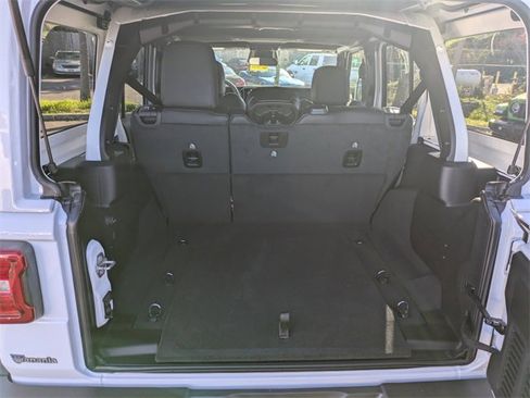 New 2026 Jeep Wrangler Unlimited Rubicon w/ Safety Group image 12