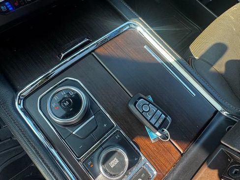 Used 2021 Ford Expedition Max King Ranch AWD/4WD image 30