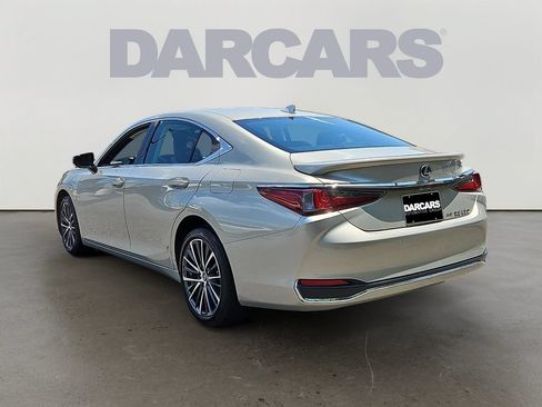 Used 2023 Lexus ES 250 w/ Premium Package AWD/4WD image 4