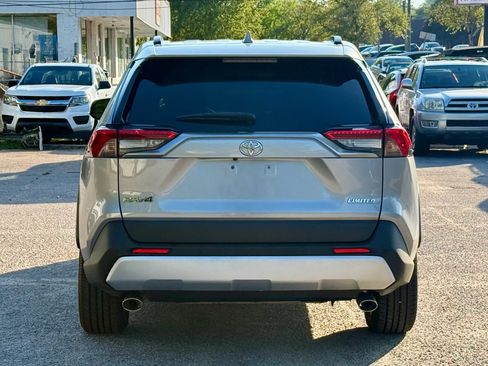 Used 2021 Toyota RAV4 Limited FWD image 6