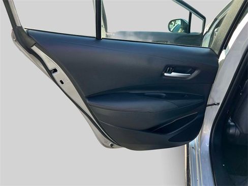Certified 2023 Toyota Corolla SE image 18