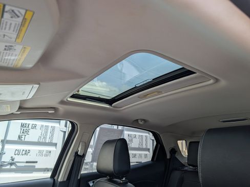 Used 2019 Ford EcoSport Titanium FWD image 24