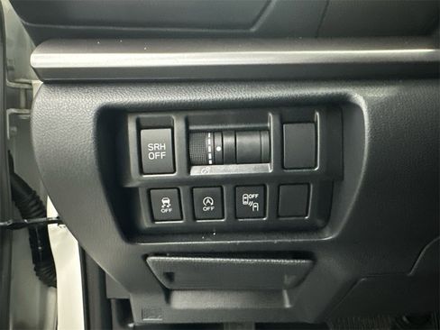 Used 2021 Subaru Crosstrek 2.5i Limited w/ Moonroof Package 2 image 33