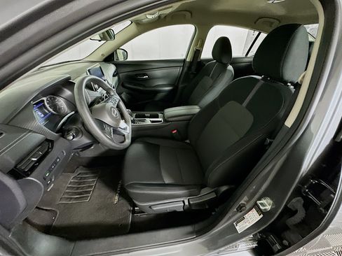 Used 2024 Nissan Sentra SV image 13