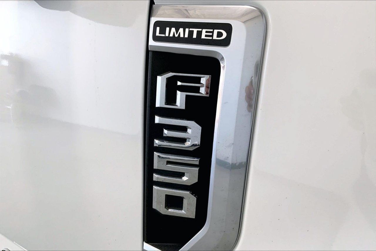 Used 2020 Ford F350 Limited AWD/4WD image 7