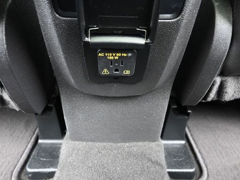 Used 2019 Ford Escape Titanium image 16