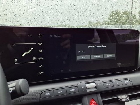 Used 2025 Kia K4 EX FWD image 63