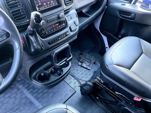 Used 2023 RAM ProMaster 2500 w/ Convenience Group image 16