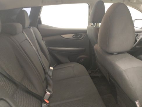 Used 2021 Nissan Rogue Sport S FWD image 19