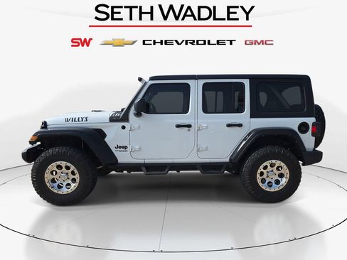 Used 2021 Jeep Wrangler Unlimited Sport AWD/4WD image 4