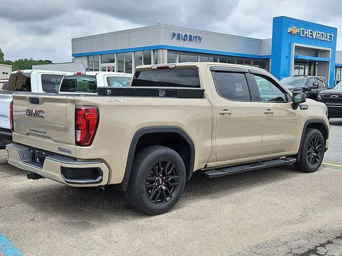 Used 2022 GMC Sierra 1500 Elevation AWD/4WD image 3