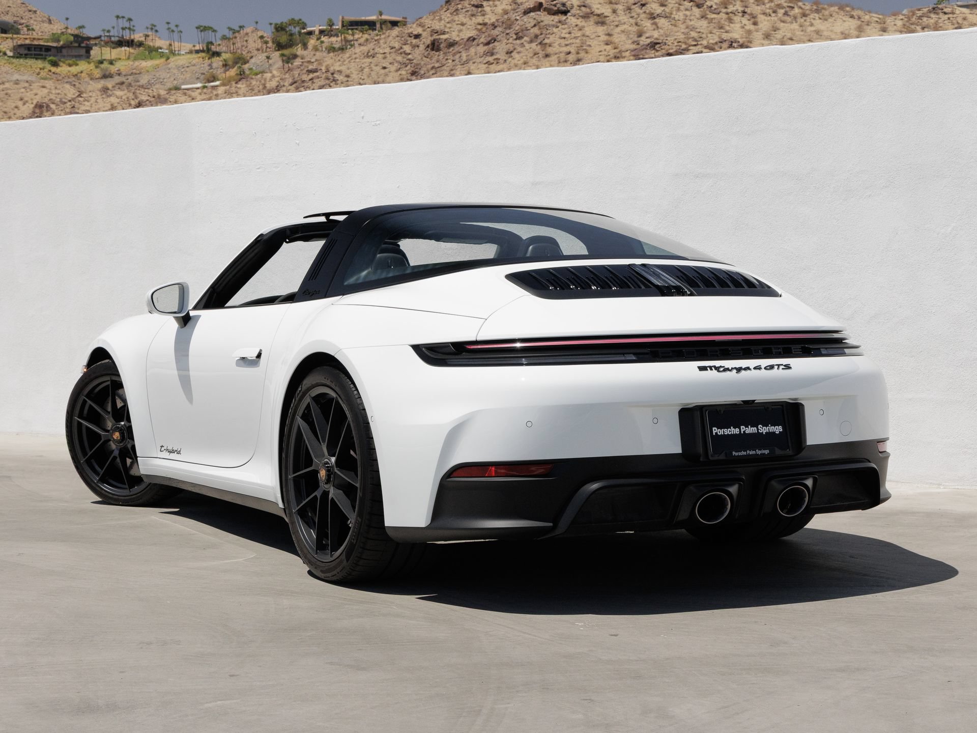 Certified 2026 Porsche 911 Targa 4 GTS AWD/4WD image 3