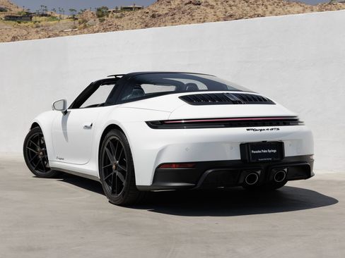 Certified 2026 Porsche 911 Targa 4 GTS AWD/4WD image 3