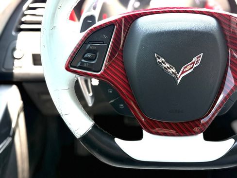 Used 2016 Chevrolet Corvette Stingray Coupe RWD image 25