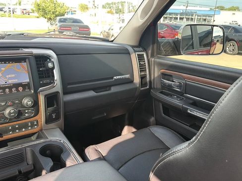 Used 2017 RAM 1500 Laramie AWD/4WD image 67