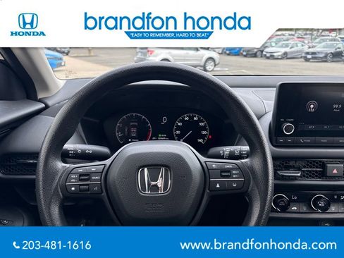 Used 2023 Honda HR-V LX image 16