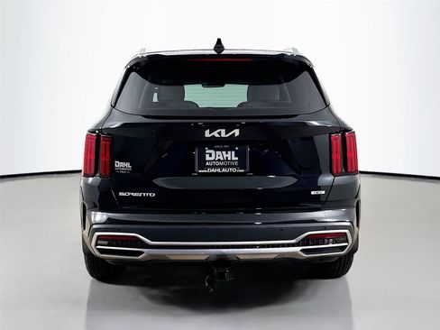 Used 2023 Kia Sorento SX Prestige image 6