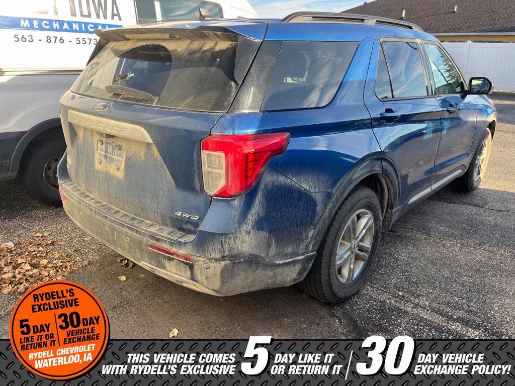Used 2023 Ford Explorer XLT w/ Equipment Group 202A AWD/4WD image 4