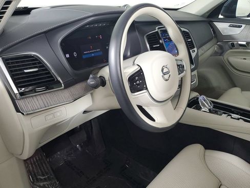 Used 2025 Volvo XC90 T8 Ultra w/ Protection Package AWD/4WD image 26