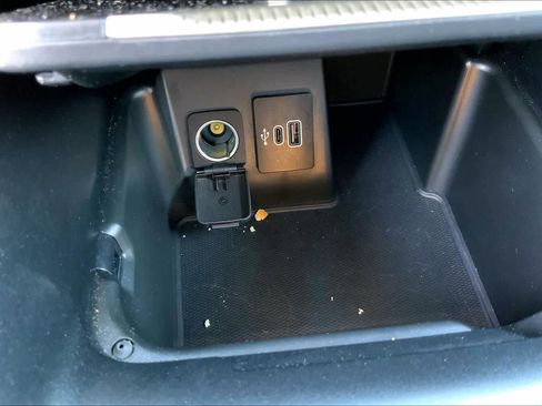 Certified 2025 Ford Explorer Active image 32