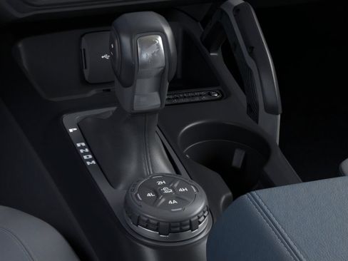 New 2024 Ford Bronco Outer Banks image 17