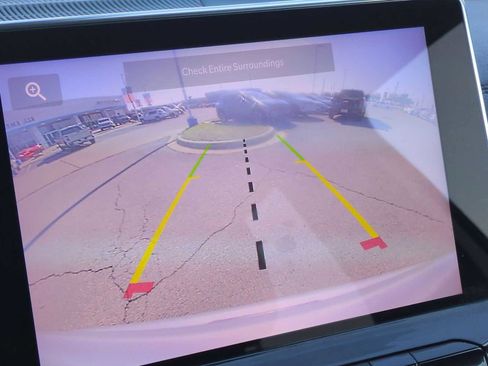 Used 2024 Jeep Compass Latitude image 14