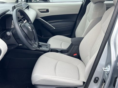 New 2026 Toyota Corolla Cross L image 7