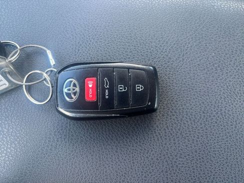 Used 2025 Toyota Camry LE image 21