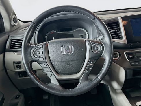 Used 2016 Honda Pilot EX image 18