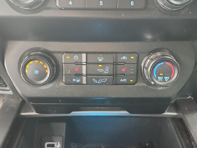 Used 2019 Ford F150 XLT w/ Equipment Group 302A Luxury AWD/4WD image 14