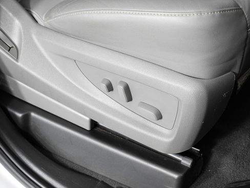 Used 2018 Chevrolet Silverado 1500 LTZ w/ Sport Package image 28