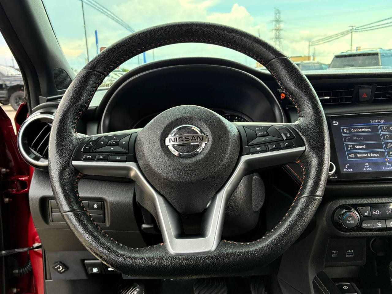 Used 2021 Nissan Kicks SR w/ SR Premium Package FWD image 15