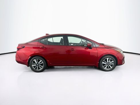 Used 2025 Nissan Versa SV w/ Trunk Package FWD image 10