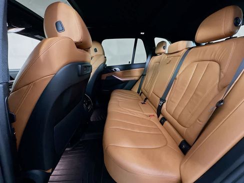 Used 2022 BMW X5 sDrive40i w/ Premium Package image 14