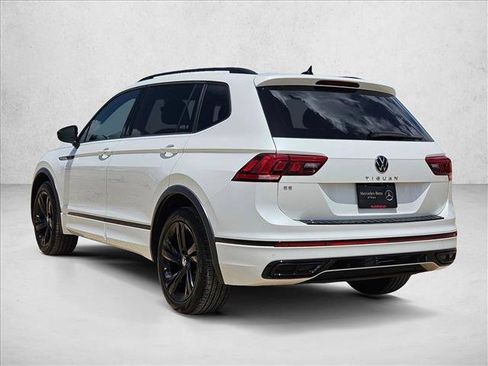 Used 2023 Volkswagen Tiguan SE R-Line FWD image 8