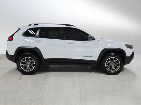 Used 2020 Jeep Cherokee Trailhawk w/ Comfort/Convenience Group image 2