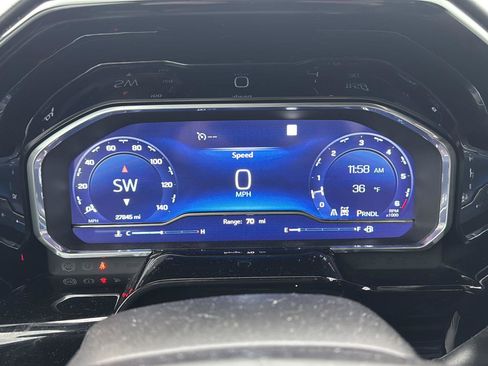 Used 2023 Chevrolet Silverado 1500 LT image 16