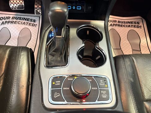 Used 2018 Jeep Grand Cherokee High Altitude AWD/4WD image 18