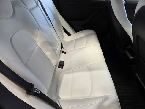 Used 2023 Tesla Model 3 Performance AWD/4WD image 9