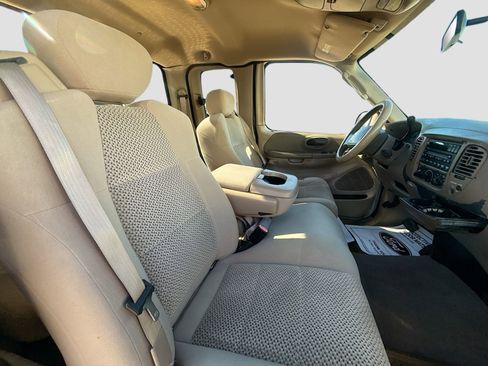 Used 2003 Ford F150 XLT image 27